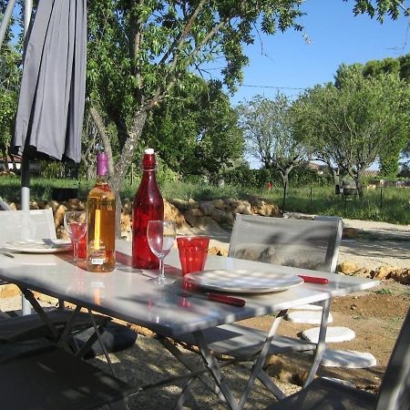 Maison 2 Ou 4 Personnes Jardin Parking Les Amandiers Lorgues Exteriör bild